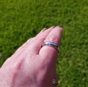 14kt white gold and diamond band